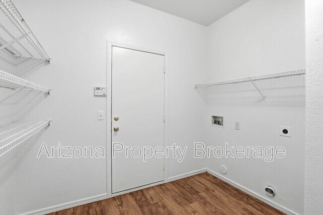 Building Photo - 13285 W Gelding Cir