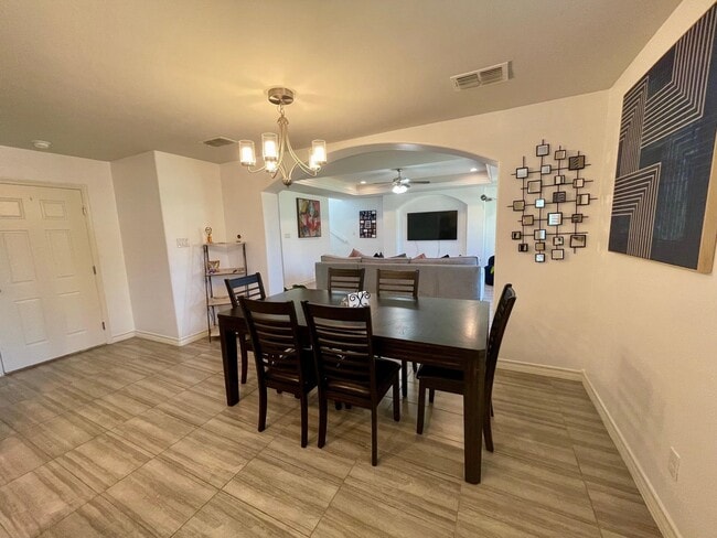 Building Photo - 1918 Aransas Pass Dr