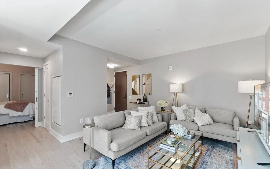 Living Room - 1211 Van St SE