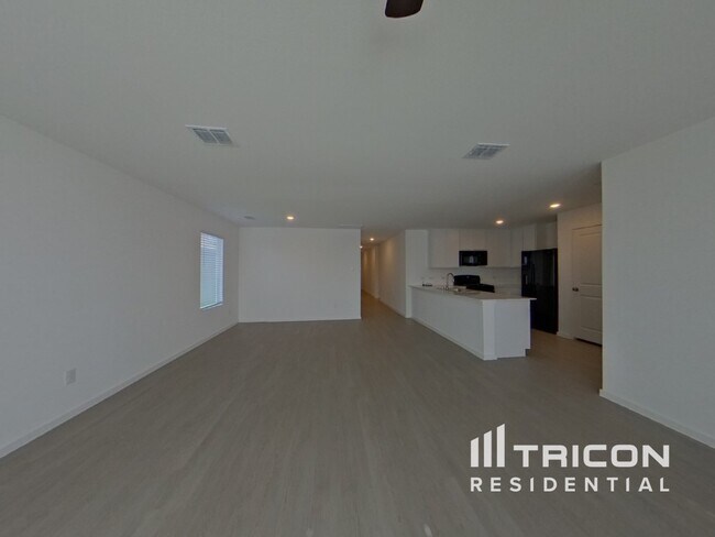 Building Photo - 827 Ginkgo Wy