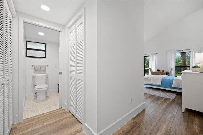 Building Photo - 11863 Wimbledon Cir