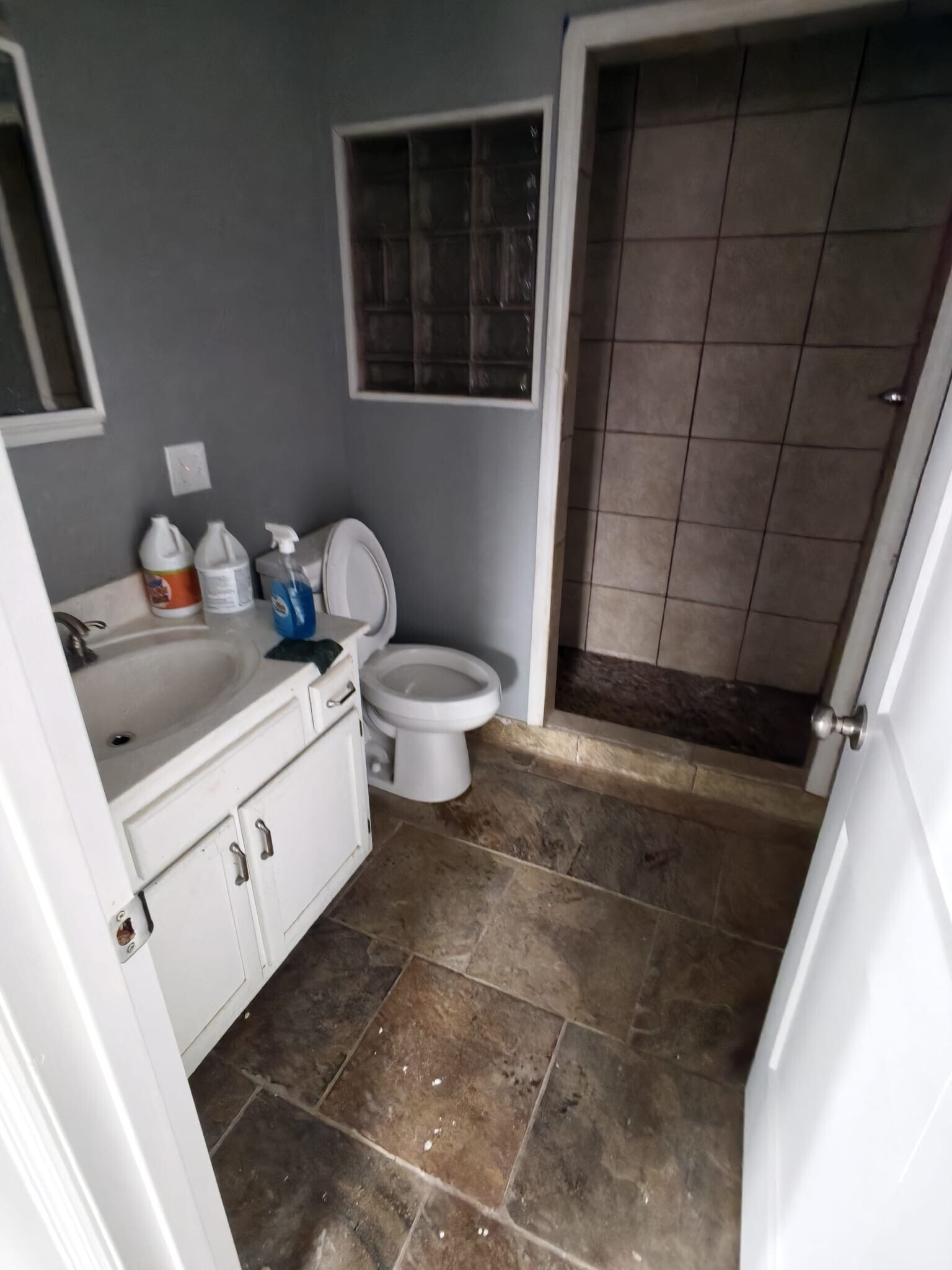 Building Photo - 761 Norway Ave