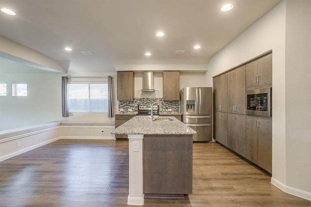 Building Photo - 817 Woodmark Dr