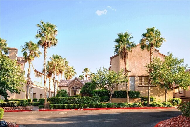 Building Photo - 8405 Tiger Woods Ave