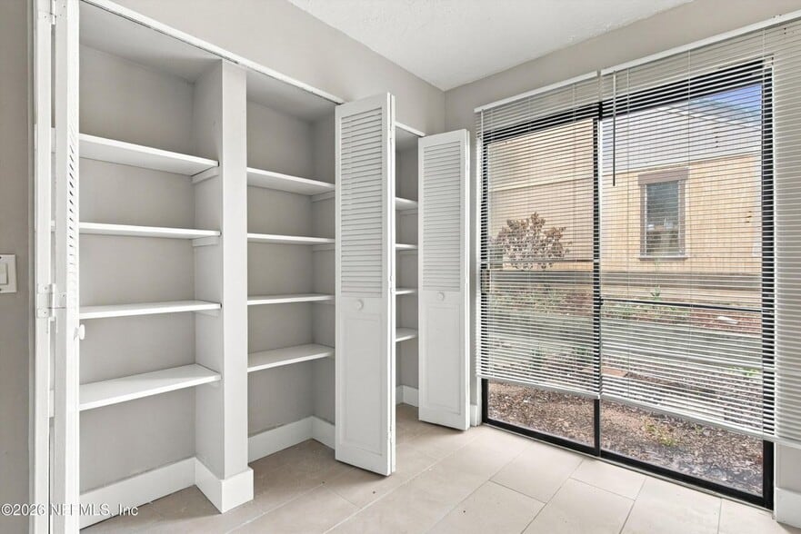Building Photo - 7703 Las Palmas Way