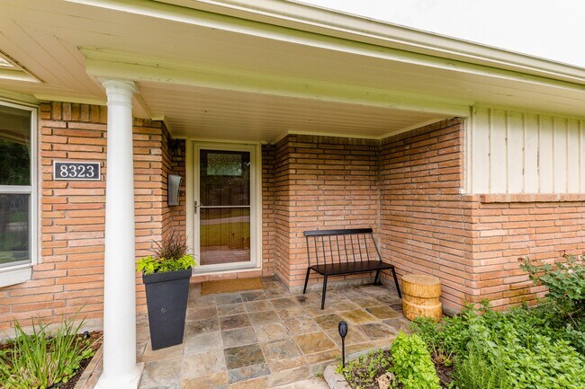 Building Photo - 8323 Lorrie Dr