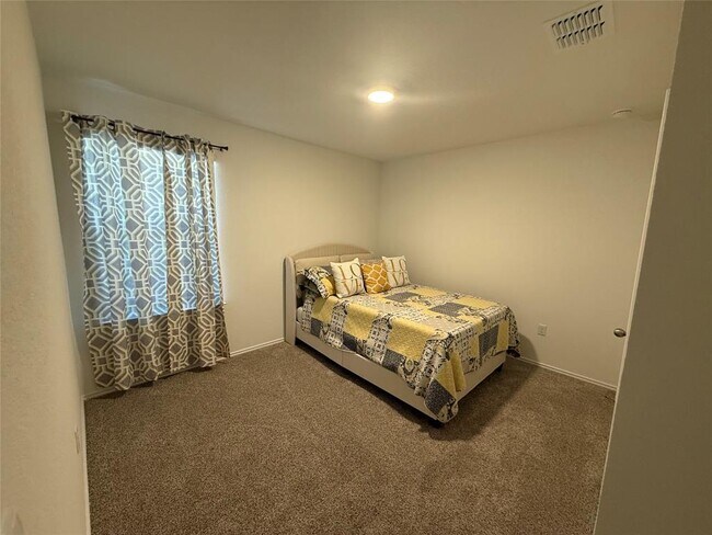 Building Photo - 14812 Perlino Way