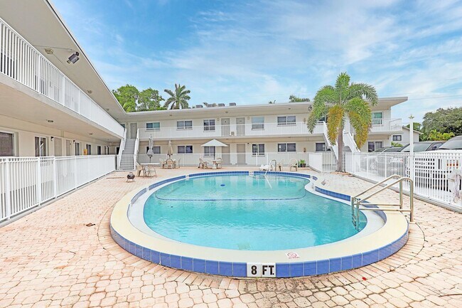 Building Photo - Ben Mar 2590-105