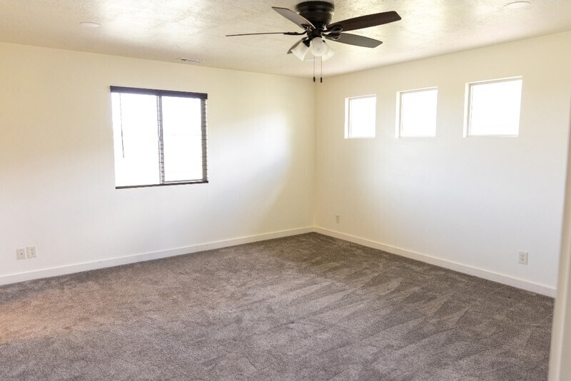 Building Photo - 757 N 100 E