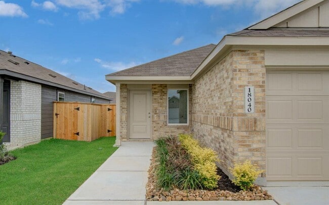 Building Photo - 18027 Valle Cupa Ln