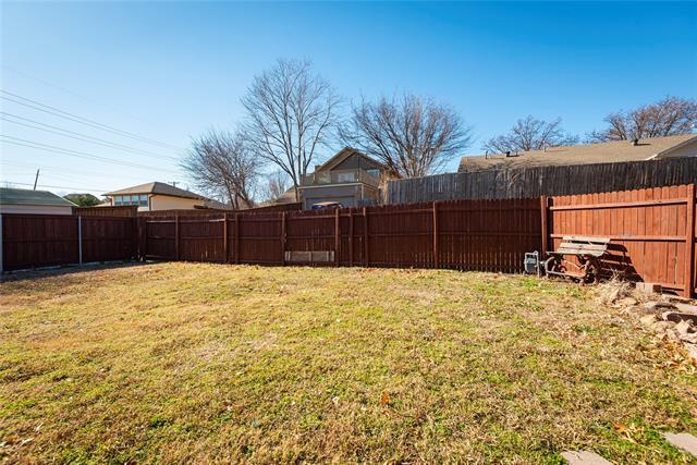 Building Photo - 3333 Sunrise Dr