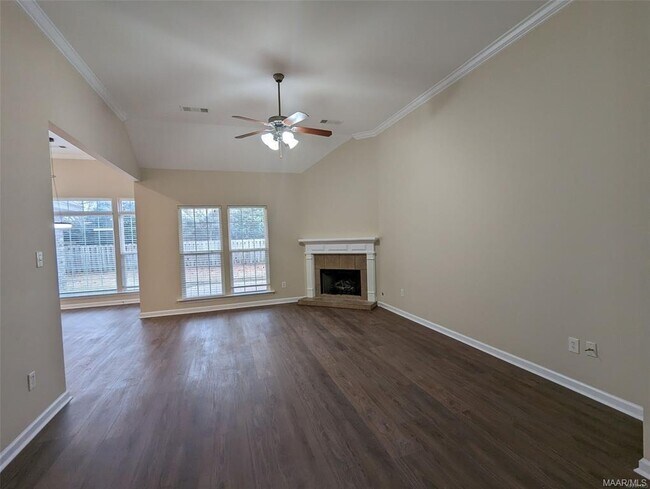 Building Photo - 8924 Cotswold Ct