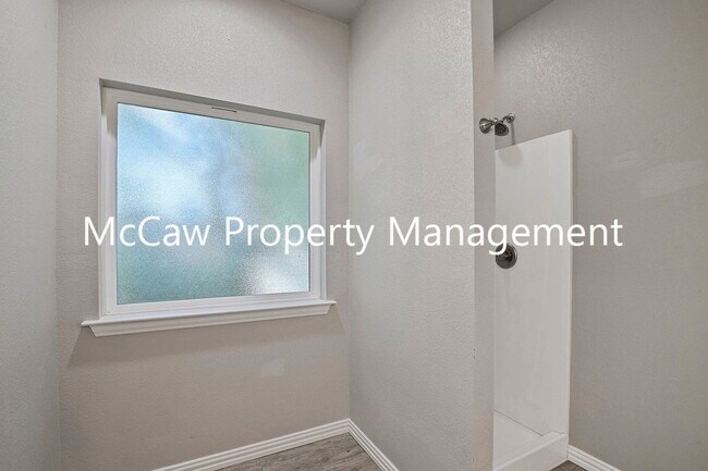 Building Photo - 8225 Richard St