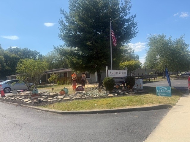 Building Photo - Amelia Court Apartments