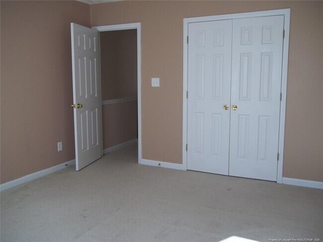 Building Photo - 5619 Walking Trail Way