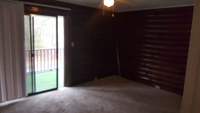 Building Photo - Duplex 2 bedroom 1 bath
