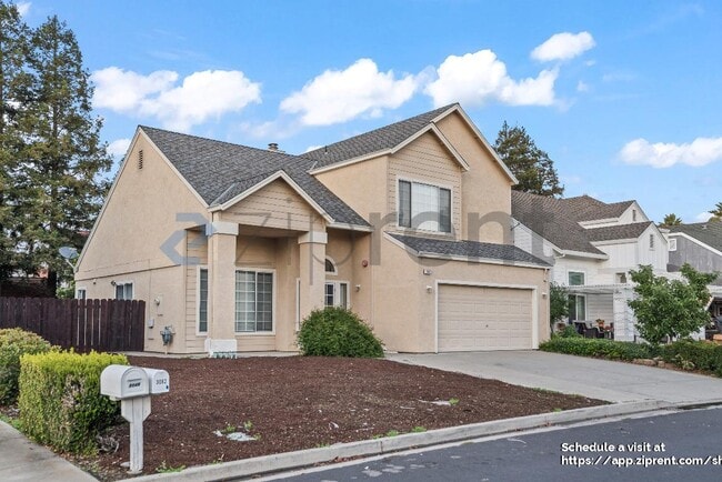 Building Photo - 3082 Rodeo Ln