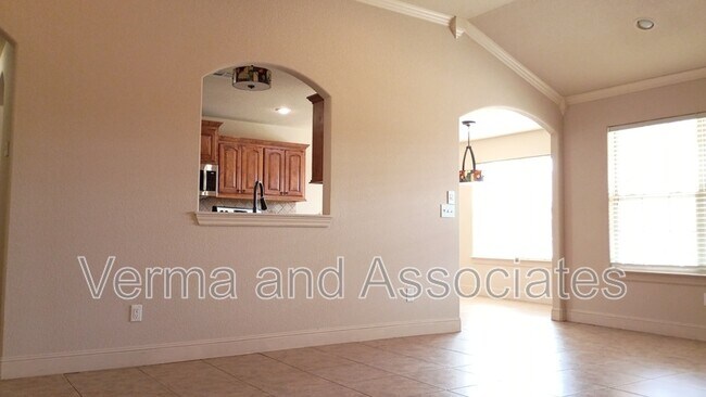 Building Photo - 2703 SW Ledbury Cove