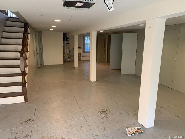 Building Photo - 238 8th Ave