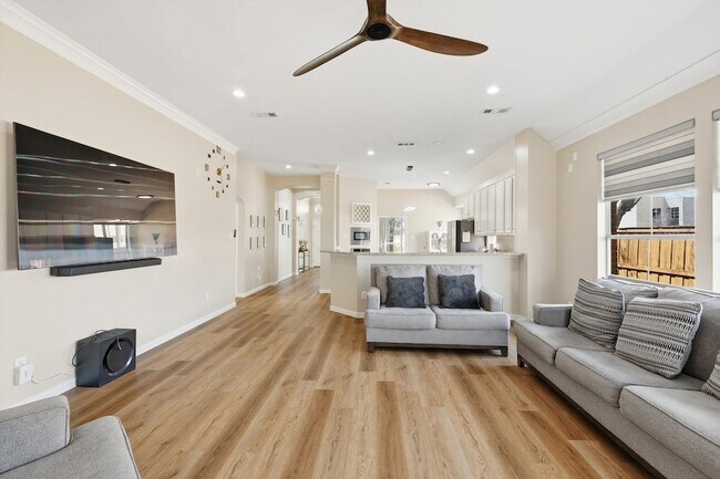 Building Photo - 9436 Ponderosa Trail