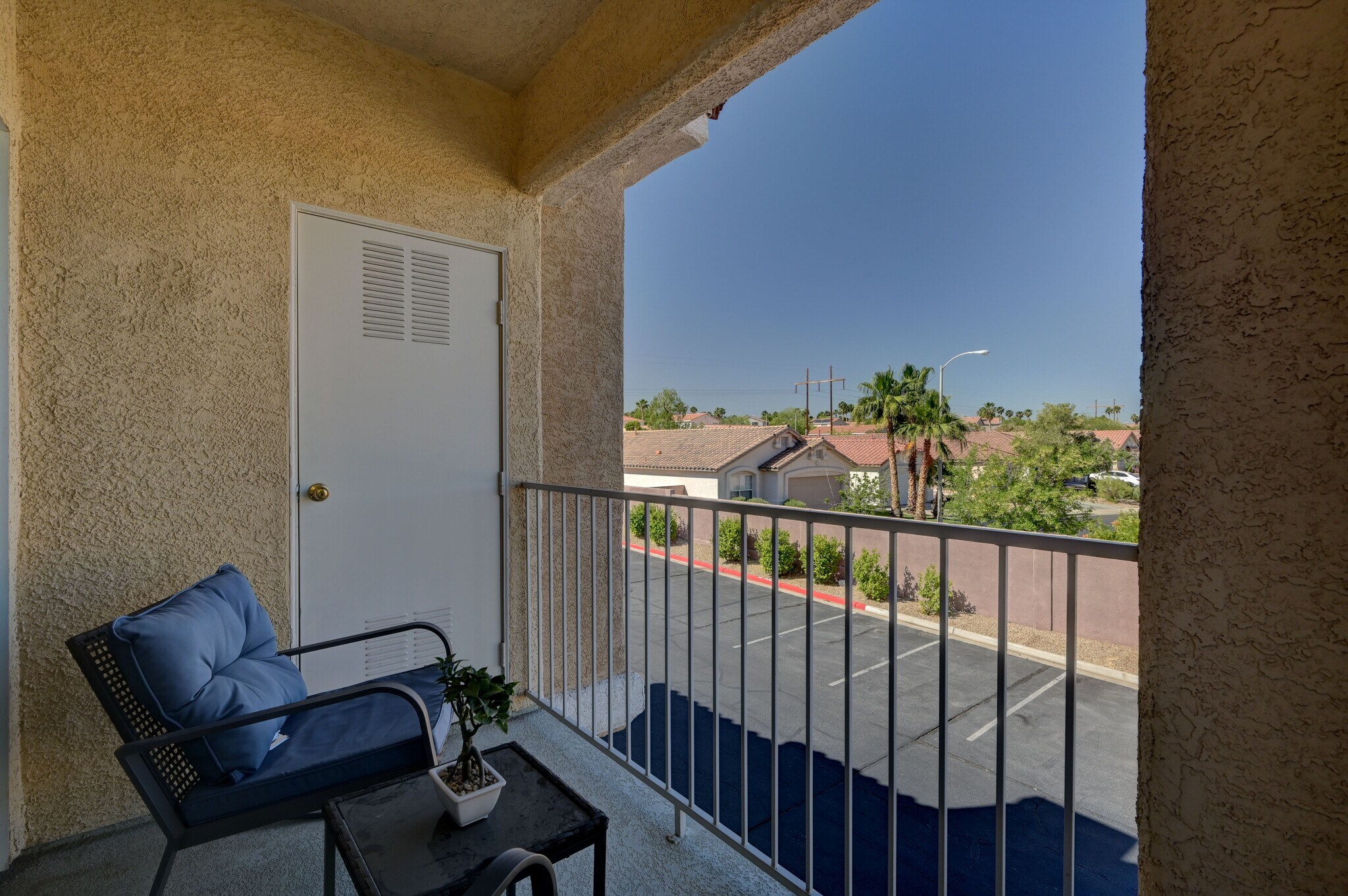 Building Photo - 251 S Green Valley Pky