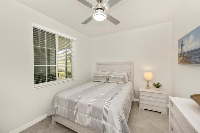 Building Photo - 12550 Galapagos Ct