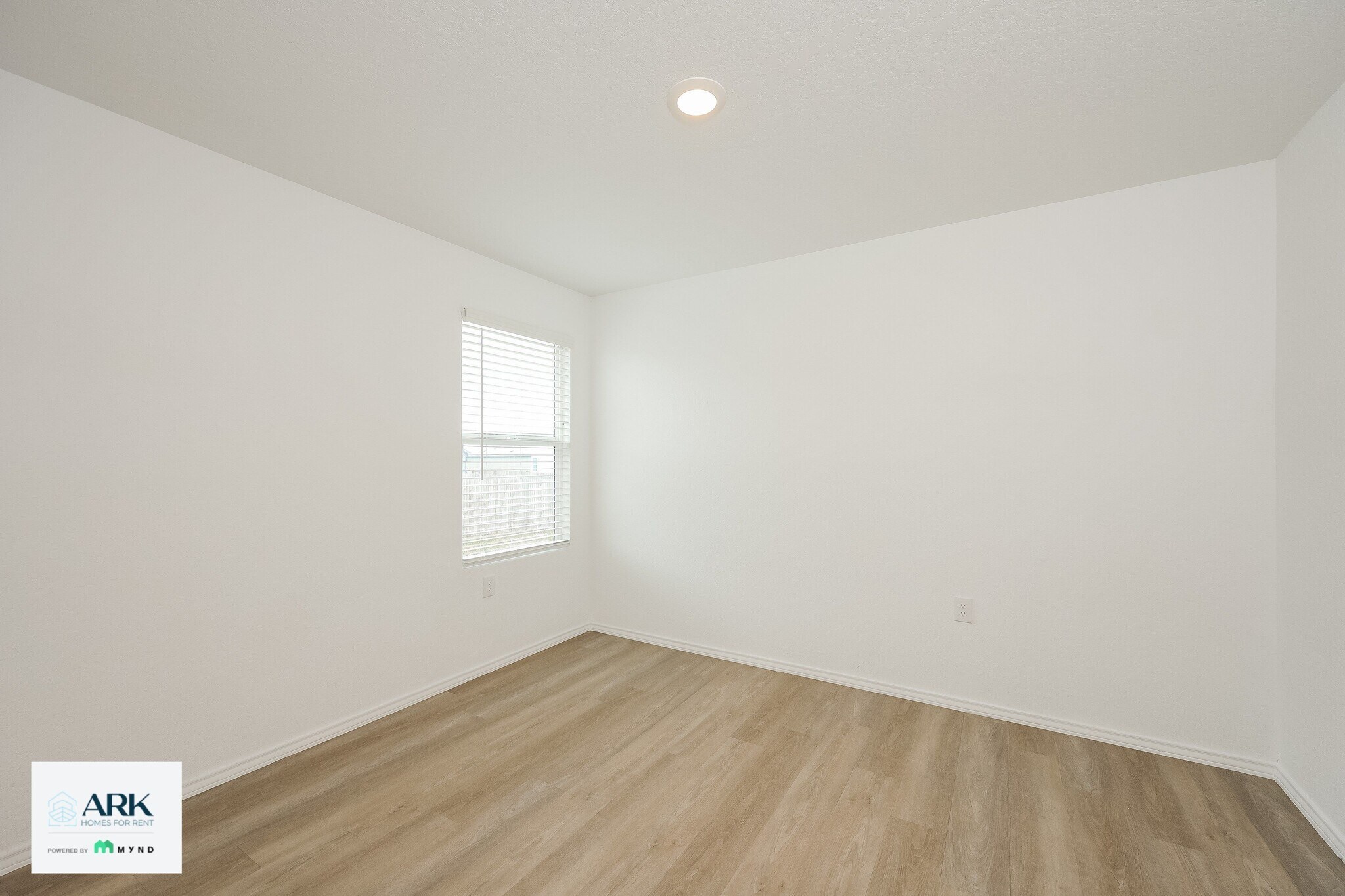 Building Photo - 11915 Cink Dr