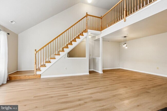 Building Photo - 624 Brickhouse Rd
