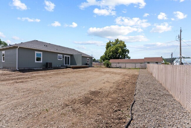 Building Photo - Newly built 4 Bedroom Duplex With Garage