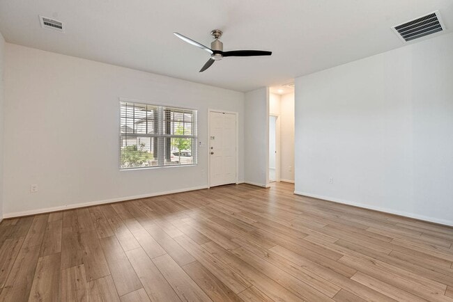 Building Photo - Beautiful 3 bedroom, 2 bathroom home in Hutto!!!