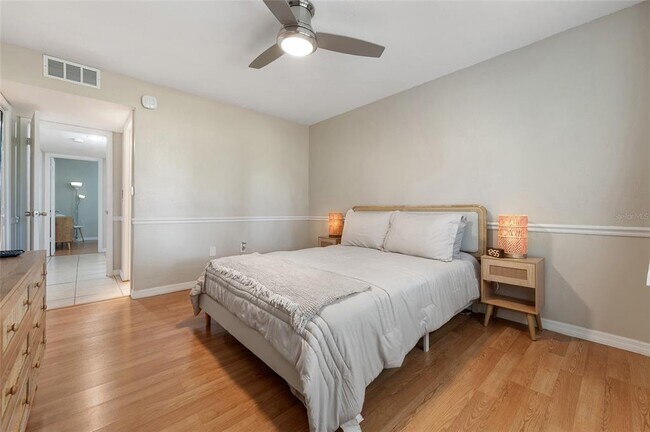 Building Photo - 5071 Eaglesmere Dr