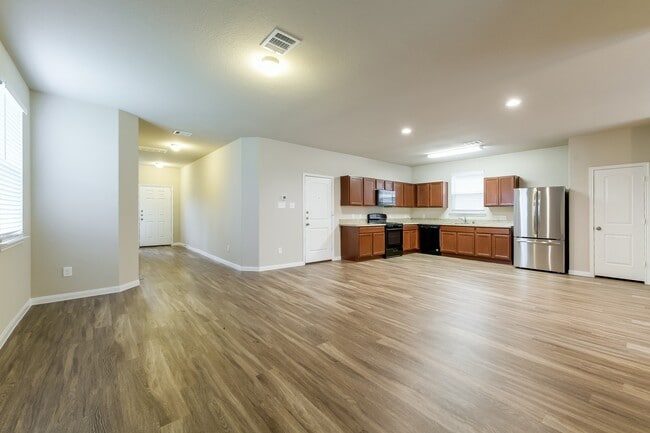 Building Photo - 18606 Cooper Ravine Wy