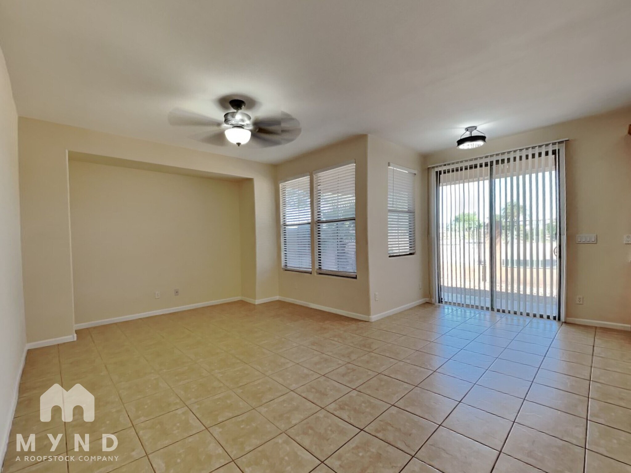Building Photo - 13514 W Cypress St