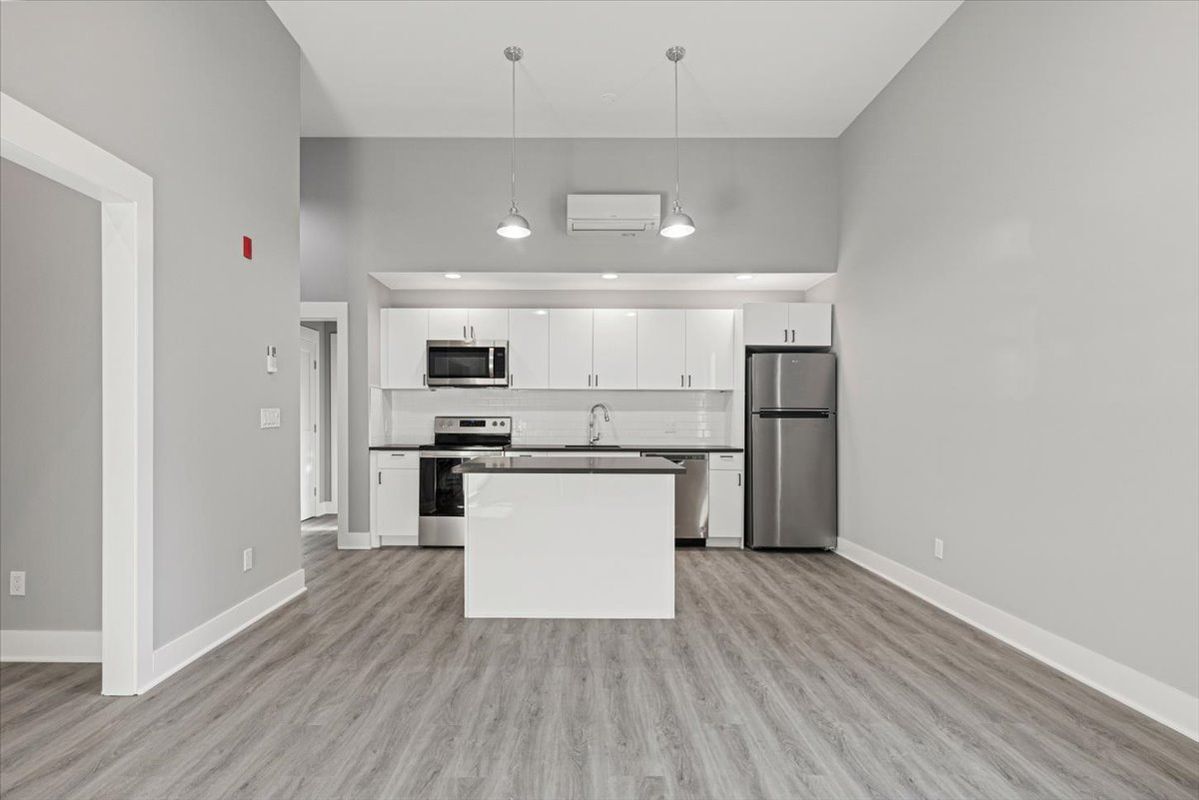 Building Photo - 47 Beekman Ave