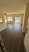 Building Photo - 15516 Nordhoff St