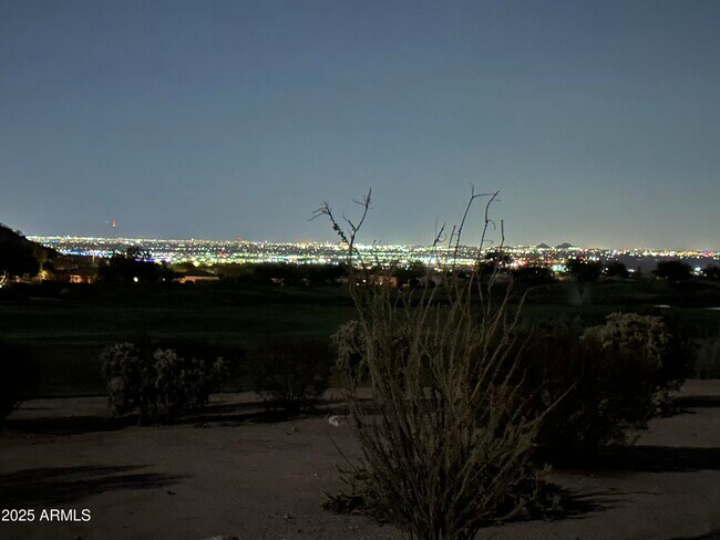 Building Photo - 7637 E Tasman Cir
