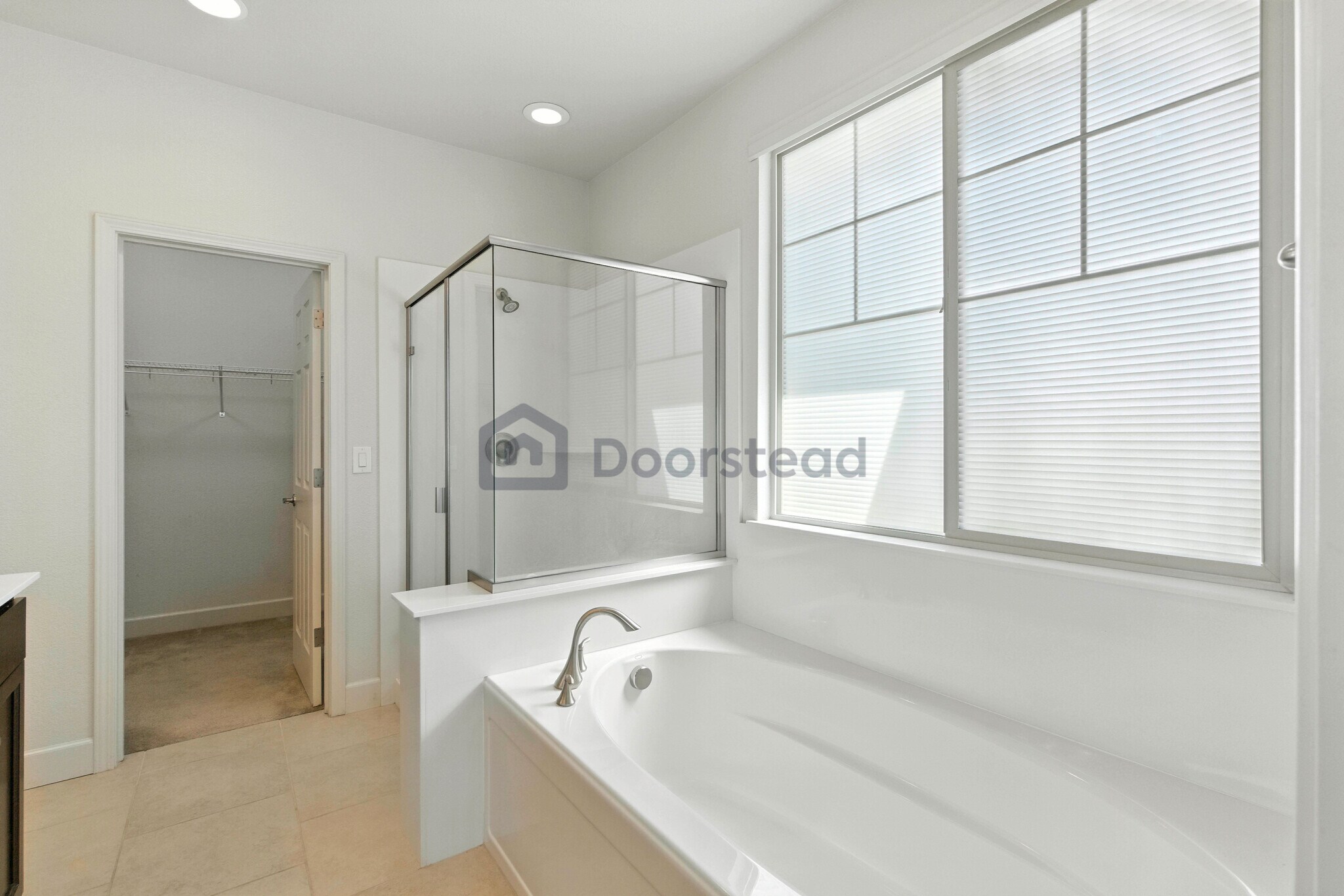 Building Photo - 4677 Lue Ln