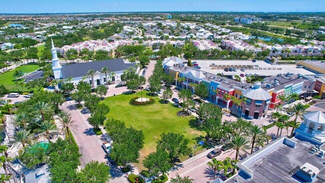 Building Photo - 12628 SW Manatee Marsh Ter