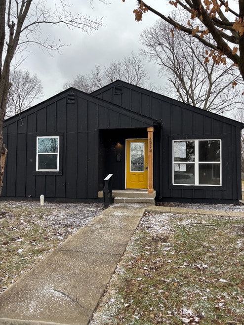 Building Photo - 4213 Kingsley Dr