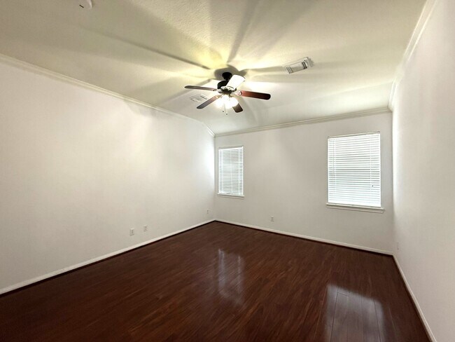 Building Photo - 24423 Hampton Lakes Dr