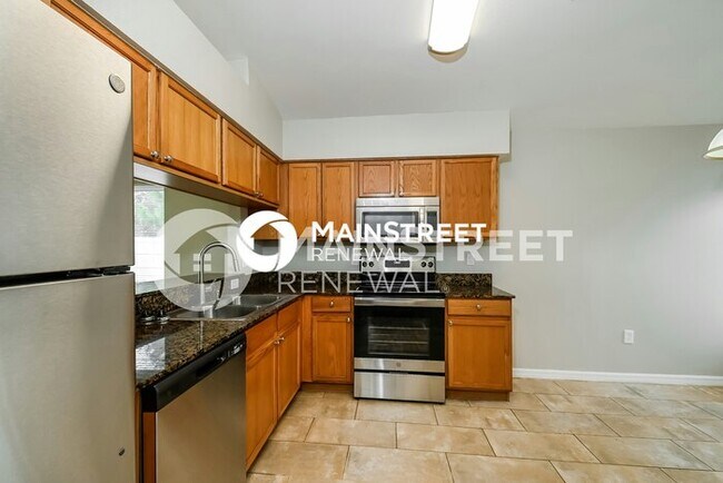 Building Photo - 3 Bedroom Pet-Friendly Home in Riverview, FL with Main Street Renewal