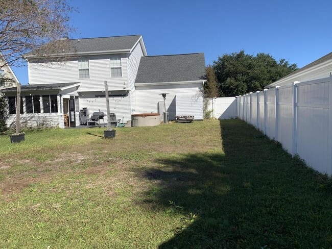 Building Photo - 4910 Darby Ln