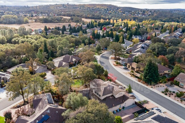 Building Photo - 3766 Mira Loma Dr