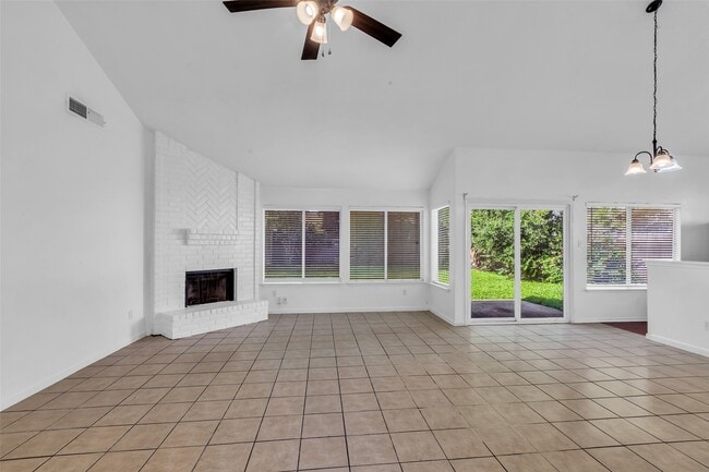 Building Photo - 3023 Becket St