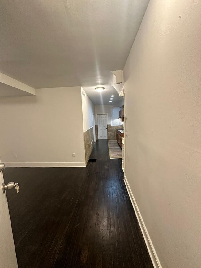 Building Photo - 2761 Baker St