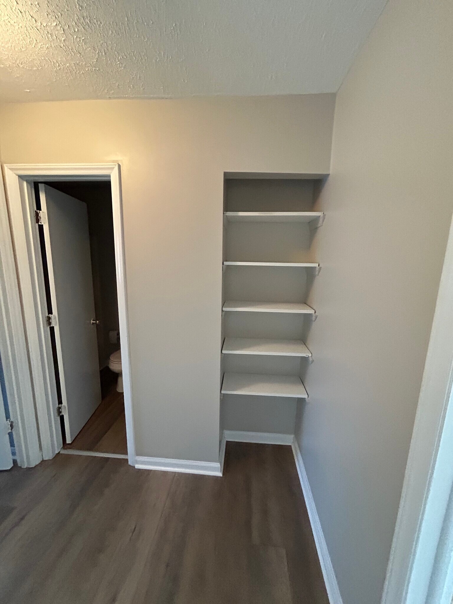 Upstairs hall / shelves - 420 Village Ln