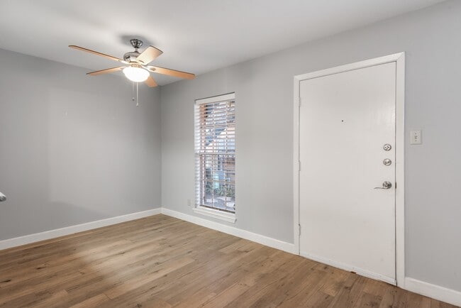 Building Photo - 9029 Gaylord Dr