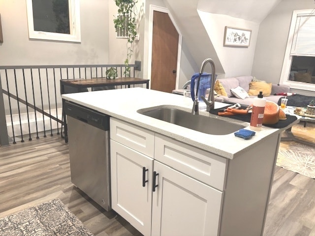 Building Photo - 2115 W Barry Ave