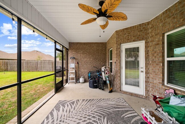 Building Photo - 414 Lilly Bell Ln