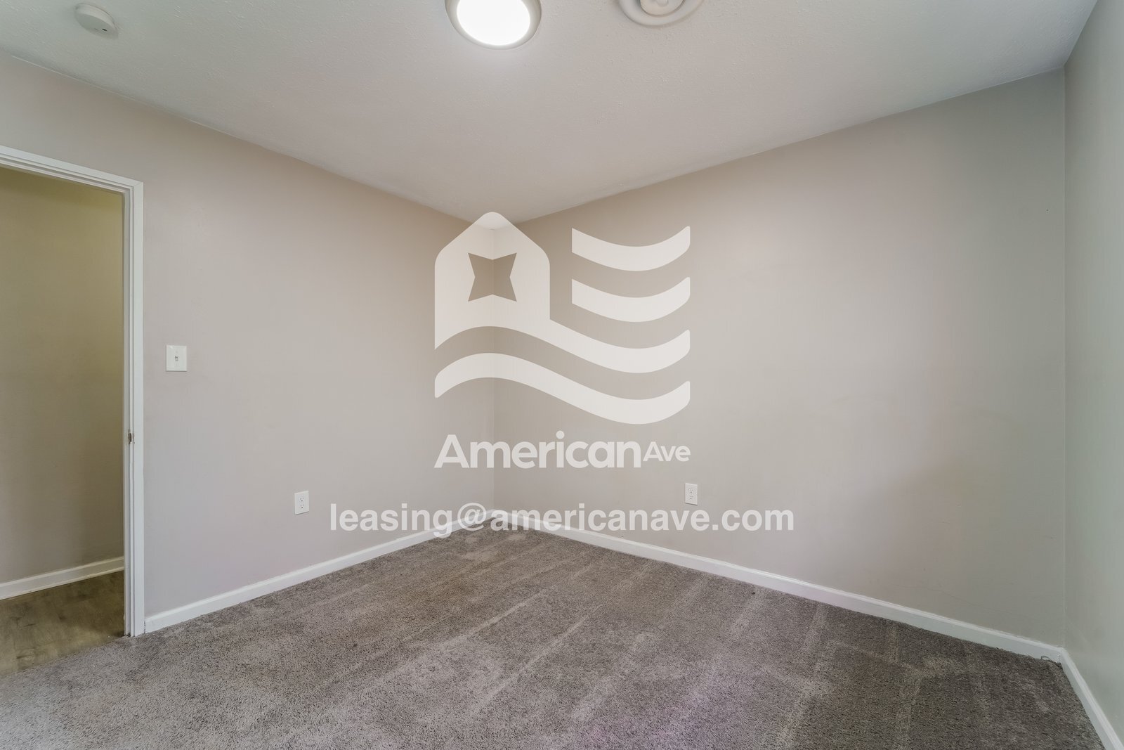 Building Photo - 3042 Meadow Forest Dr